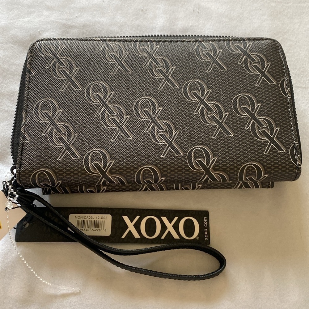 XOXO Women’s Zip Around Wristlet Wallet Size 7.5” x 4.5” x 1.5” NWT - Picture 2 of 6